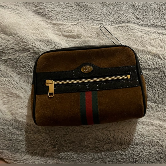 This is a Gucci belt bag